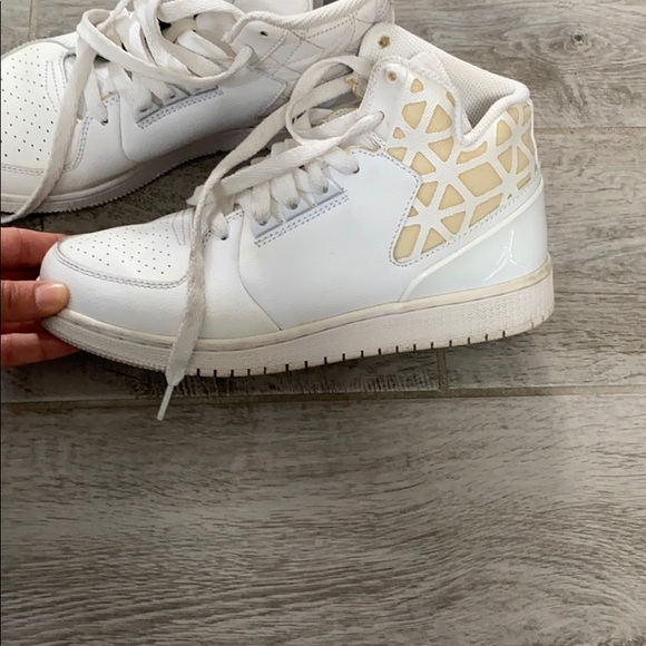 Gently Used Jordan High Tops - Picture 2 of 4